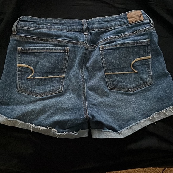 American Eagle denim shorts - Picture 2 of 3